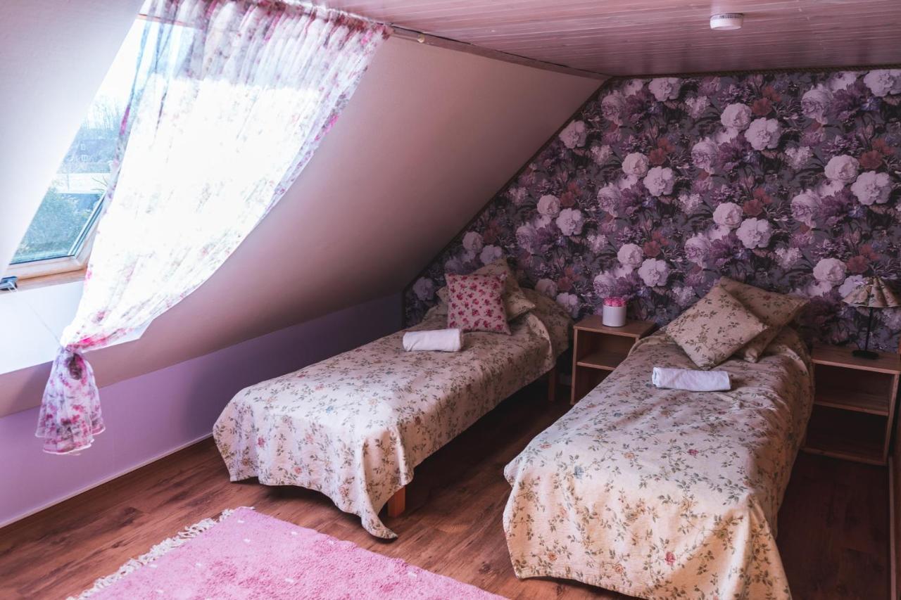 Hellamaa  Tiiupesa Guest House מראה חיצוני תמונה
